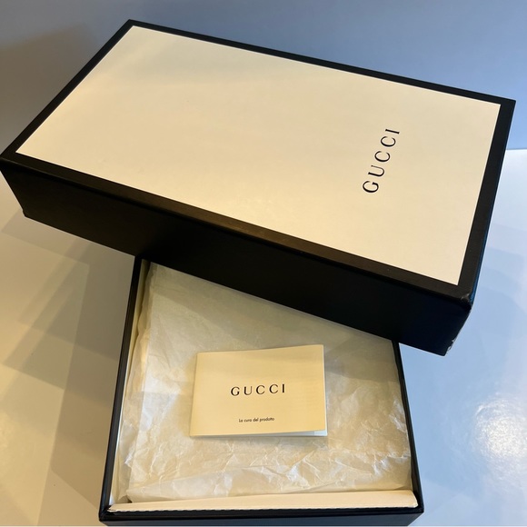 Gucci Ace Embroidered Low-Top Sneakers in White with Navy&Red - Men size US 9.5 - Picture 15 of 16